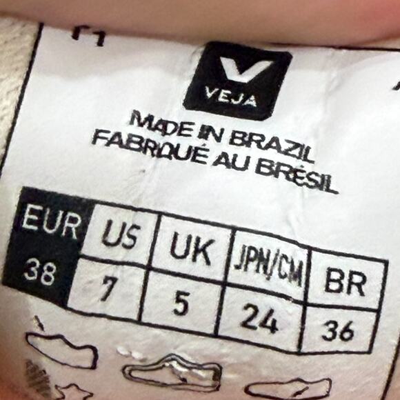 Veja Venturi Sneakers - Picture 11 of 11